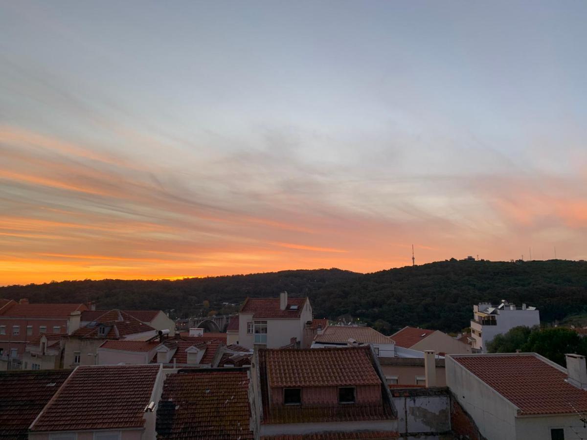 Apartment2 With Terrace And A View Near Amoreiras Lisbon Exterior photo